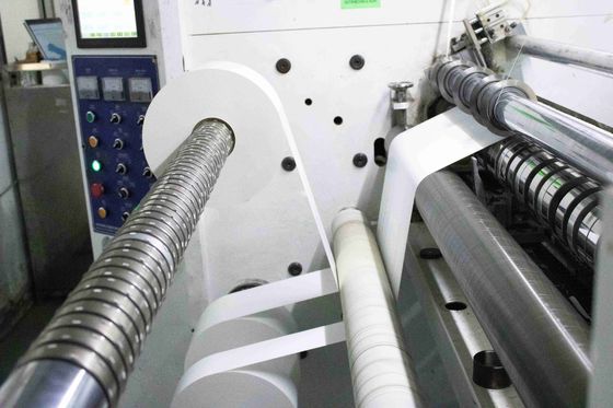 Inkjet Matte Synthetic ฉลาก Material ม้วน 25μ ความหนาของพื้นผิว