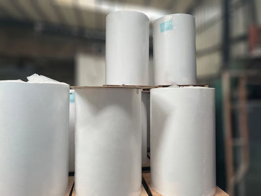 ความแน่นเริ่มต้น ≥ 16N 80g กระดาษเคลือบ วัสดุการพิมพ์ตราบนกระดาษกระจกสีขาว