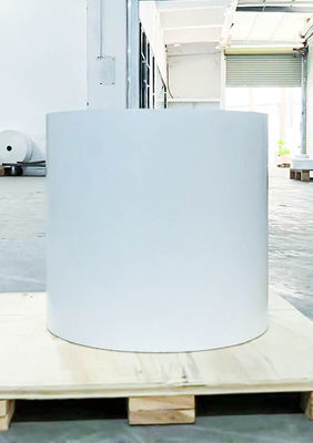 ราคาดี กระดาษสังเคราะห์ที่เคลือบ กระดาษร้อน Jumbo ม้วน 75u ความหนาของพื้นผิว ออนไลน์